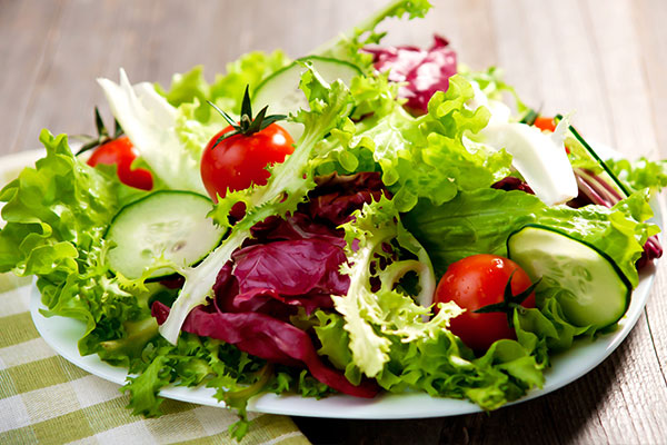 Fresh salad with tomatoes